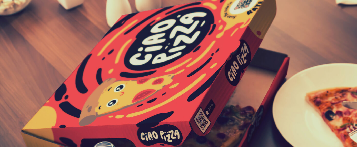 Boxed pizza with a QR Code that links that gets consumers to leave a five-star scale rating about the pizza.